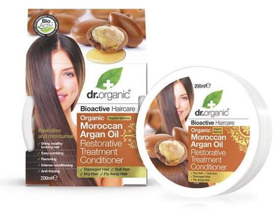 Restaurative Behandlung von marokkanischem Argan Restaurative Behandlung von marokkanischem Argan